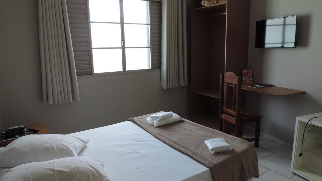 Presidente Hotel Passos Ngoại thất bức ảnh